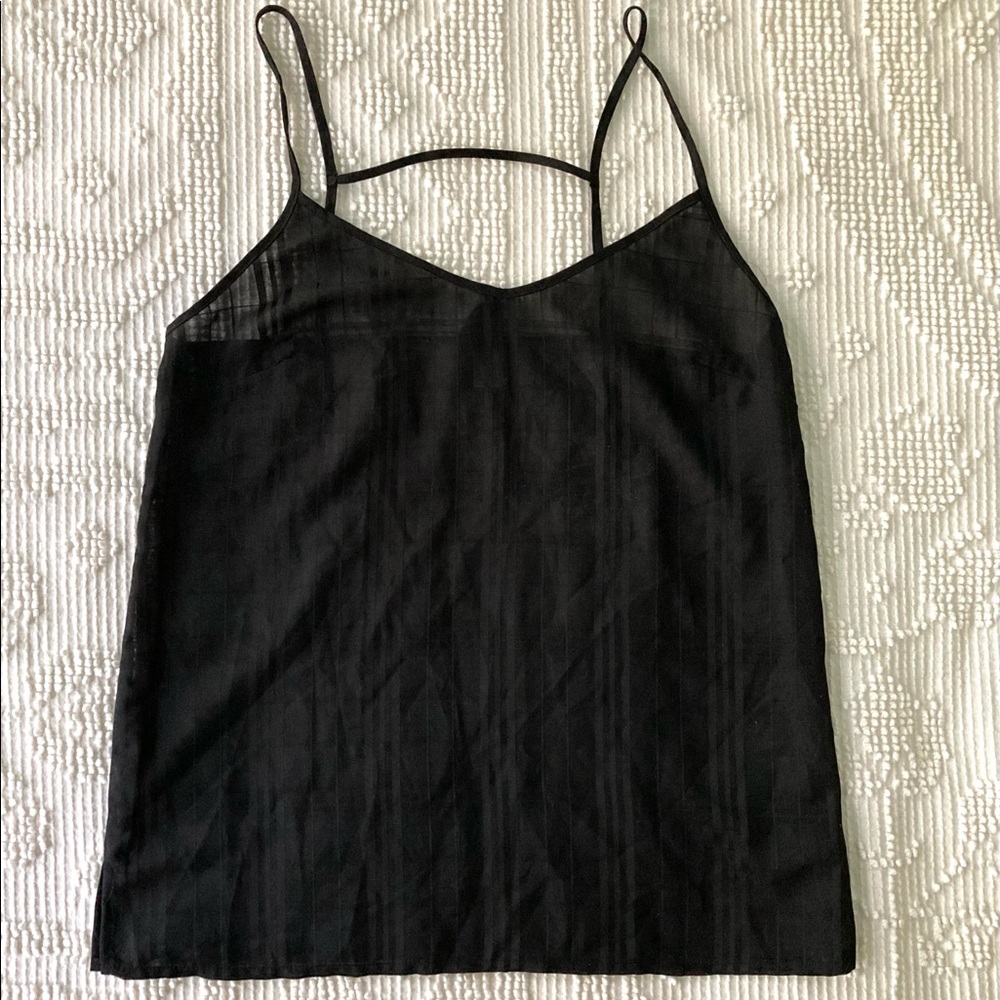Black detailed tank top H&M size 4